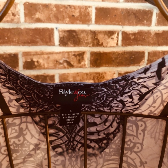 Blouse - Picture 2 of 2